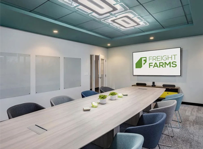 ȫʩİ칫װƿռδġFreight Farms